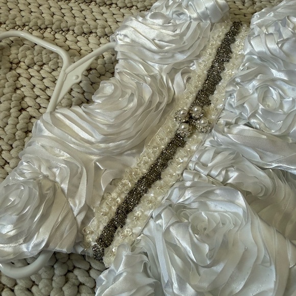 Gorgeous custom Baby Blessing Dress 3 months with bonnet - Picture 5 of 9